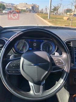 کرایسلەر 300